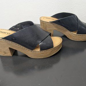 Born Pavia women's black leather slip on sandals size 8